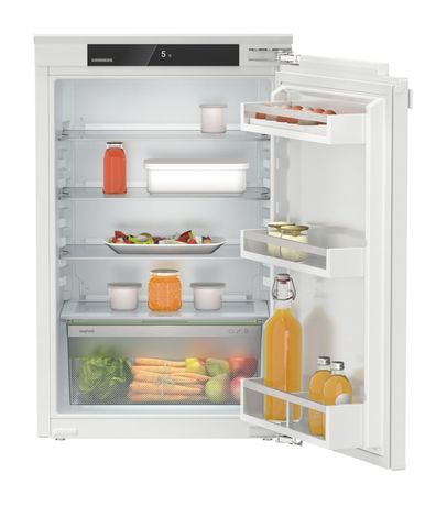 IRe3900-22 137 l Einbaukühlschrank EEK: E 93 kWh Jahr 