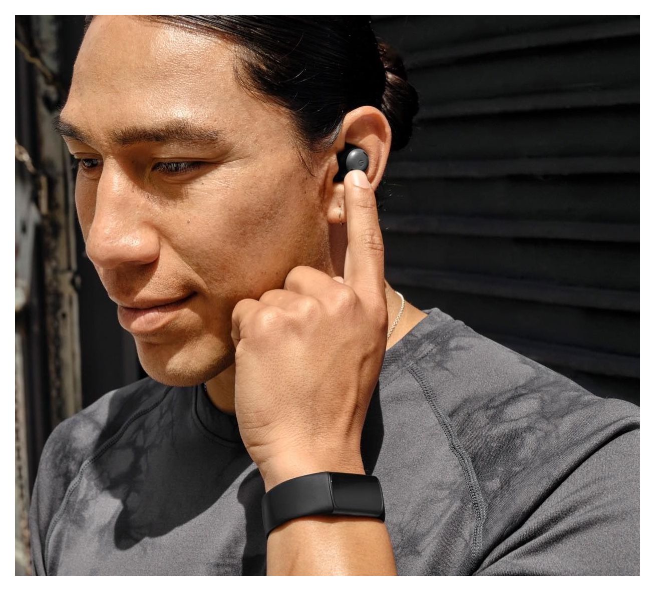 Fitbit Charge 6 Fitnesstracker (Schwarz) von expert Technomarkt