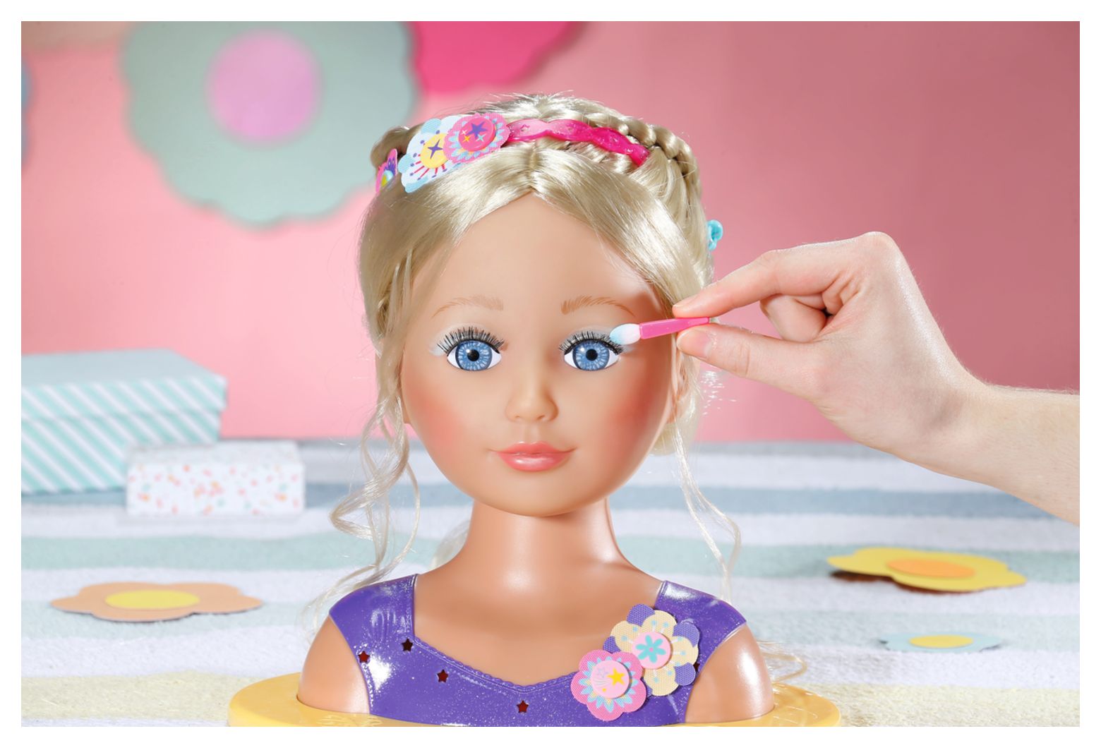 Baby doll styling head on sale