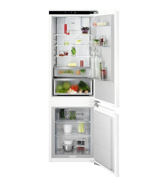 AEG Serie 7000 TC7CS181DF 182 l / 62 l 178 cm Einbau Kühl-/Gefrierkombination 173 kWh f&uuml;r 987,00 Euro