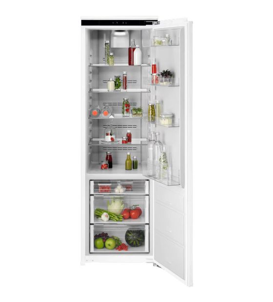 AEG Serie 9000 TK9CS181DC 274 l 178 cm Einbaukühlschrank EEK: D 118 kWh Jahr f&uuml;r 1.638,00 Euro