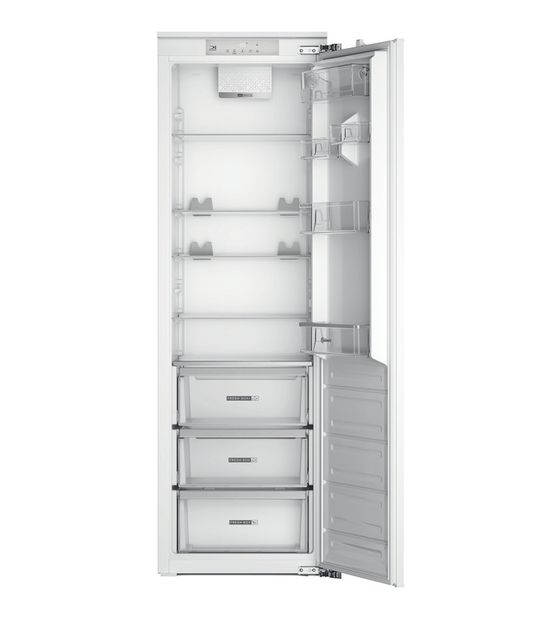 Bauknecht BKSD18A023C1 306 l Einbaukühlschrank EEK: E 113 kWh Jahr f&uuml;r 920,00 Euro