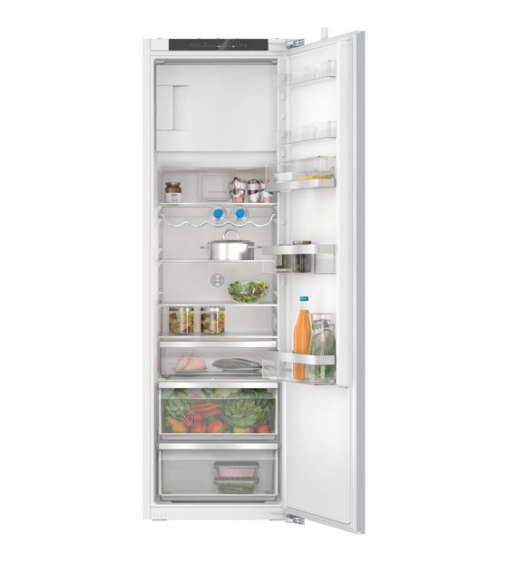 Bosch Serie 6 KIL82ADD0 246 l 177,5 cm Einbaukühlschrank EEK: D 142 kWh Jahr f&uuml;r 802,00 Euro