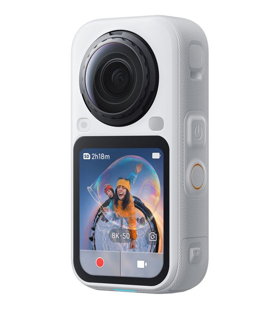 Insta360 X6 Standard Bundle 7680 x 3840 Pixel Aktion Kamera 170° 120 MP  (Weiß) f&uuml;r 699,00 Euro