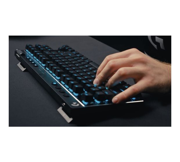 Logitech Pro X TKL RGB-LED Gaming Tastatur RF Wireless + Bluetooth 2.4 GHz  (Weiß) f&uuml;r 181,99 Euro