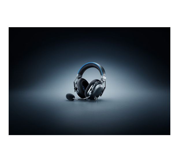 Razer BlackShark V3 Pro Over Ear Bluetooth Kopfhörer kabelgebunden&kabellos USB Typ-A  (Schwarz) f&uuml;r 212,99 Euro