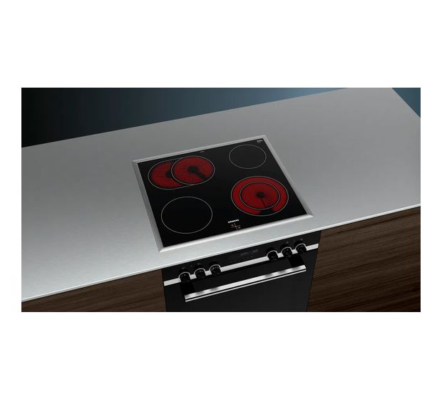 Siemens EQ3KB64 (EA645GN17 + HE317HBS3) Herdset groß AutoClean mit 60 cm Glaskeramik Kochfeld f&uuml;r 829,00 Euro