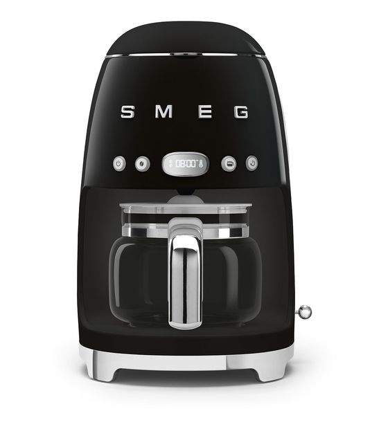 Smeg DCF02BLEU 10 Tassen Filterkaffeemaschine 1,4 l  (Schwarz) f&uuml;r 154,99 Euro