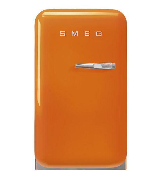Smeg FAB5LOR5 34 l / 34 l Kühlschrank freistehend EEK: D 61 kWh Jahr  (Orange) f&uuml;r 849,00 Euro