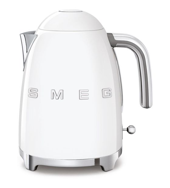 Smeg KLF03WHEU 1,7 l Wasserkocher 2400 W  (Weiß) f&uuml;r 141,99 Euro