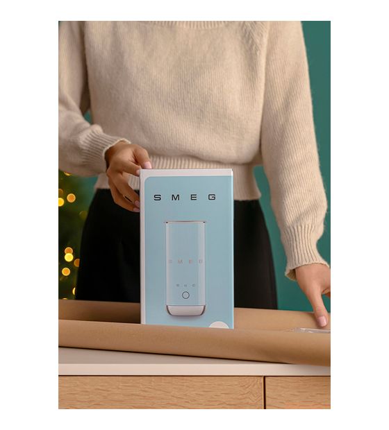 Smeg MFF02WHEU Milchaufschäumer Automatischer Milchaufschäumer/-wärmer ca. 120 ml  (Weiß) f&uuml;r 99,99 Euro