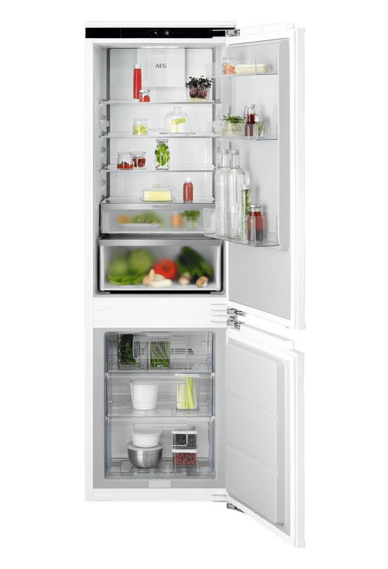 AEG Serie 7000 TC7CS181AF 182 l / 62 l 178 cm Einbau Kühl-/Gefrierkombination 99 kWh NoFrost f&uuml;r 1.393,00 Euro