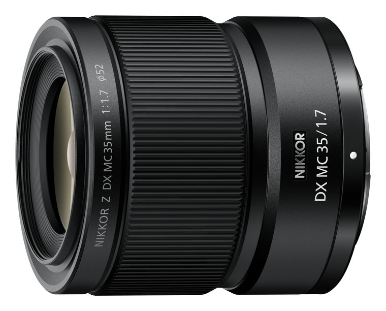 Nikon NIKKOR Z DX MC 35mm f/1.7 f&uuml;r 426,00 Euro