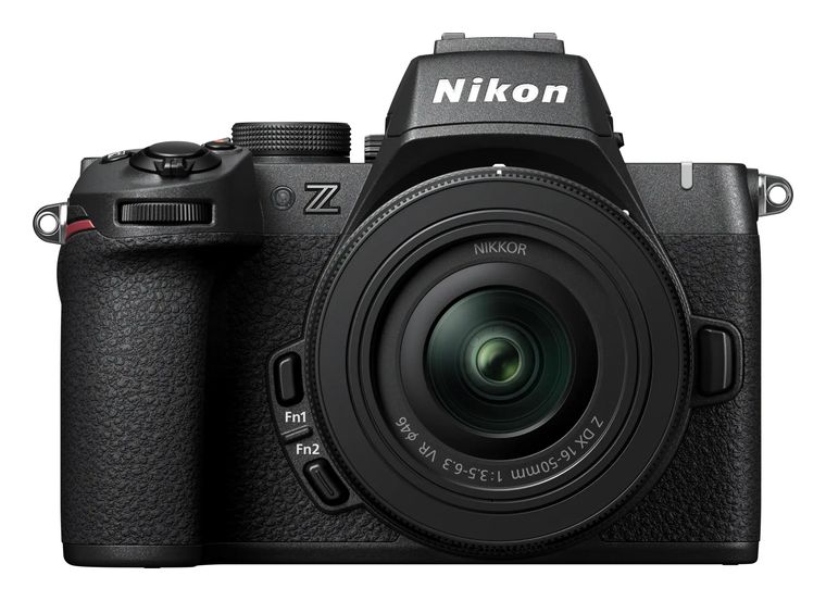 Nikon Z50II Kit 16-50 mm 21 MP MILC 8 cm Wlan Bluetooth f&uuml;r 1.077,00 Euro