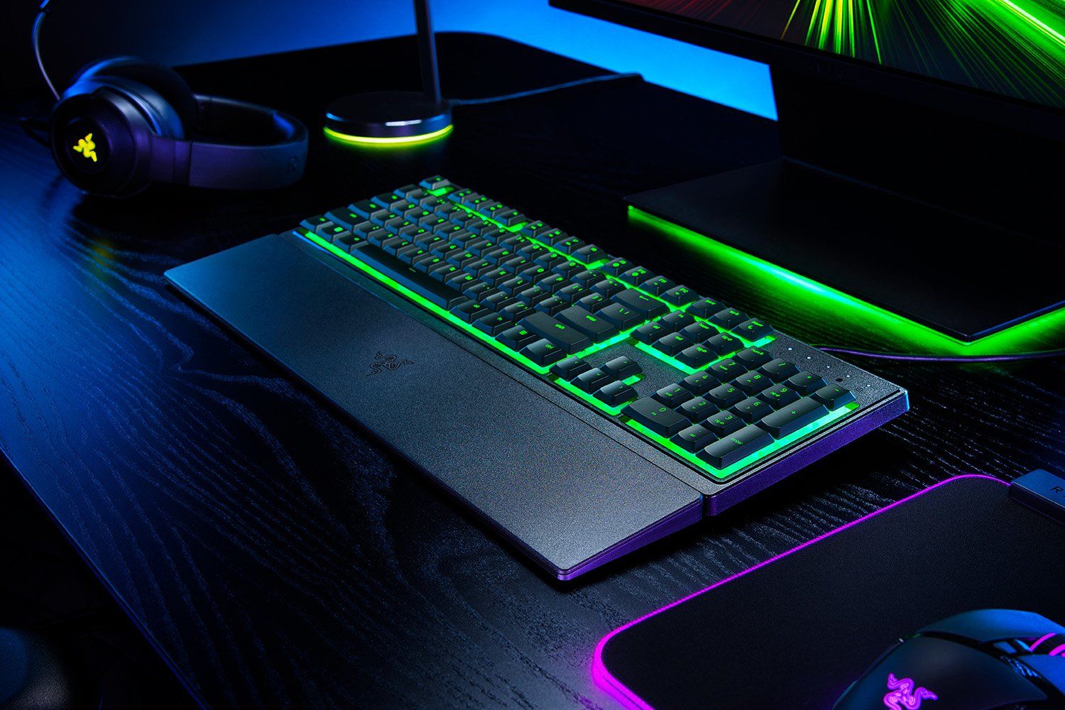 Ornata V3X RGB-LED Gaming Tastatur (Schwarz)